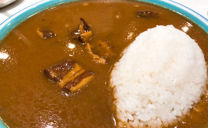 新宿の美味しいカレー「モンスナック」画像